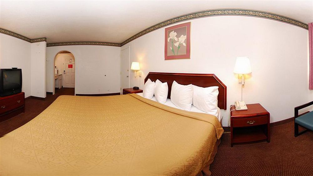Rodeway Inn Auburn Exterior foto