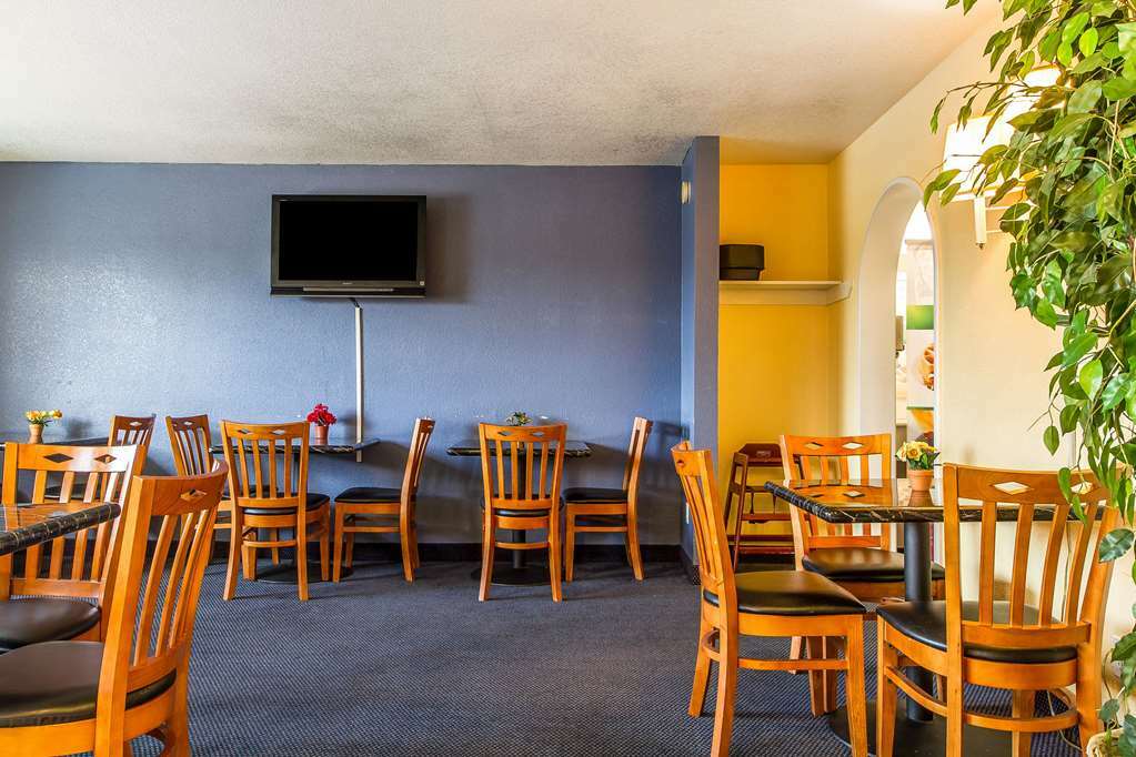 Rodeway Inn Auburn Restaurant foto